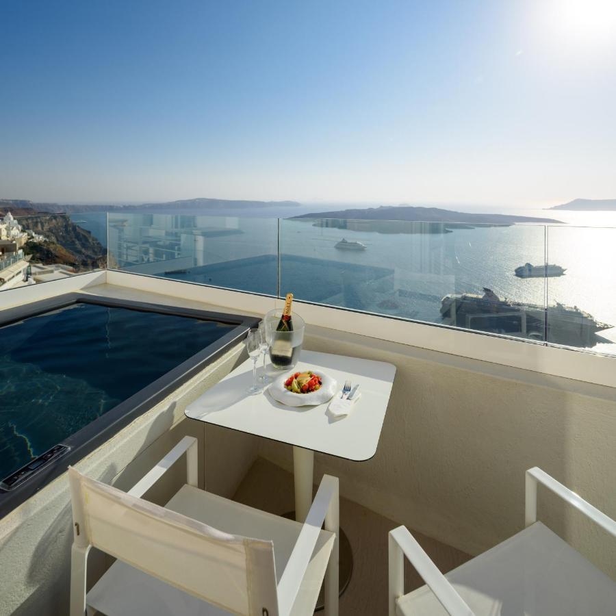 Nefeles Luxury Suites Fira  Eksteriør billede